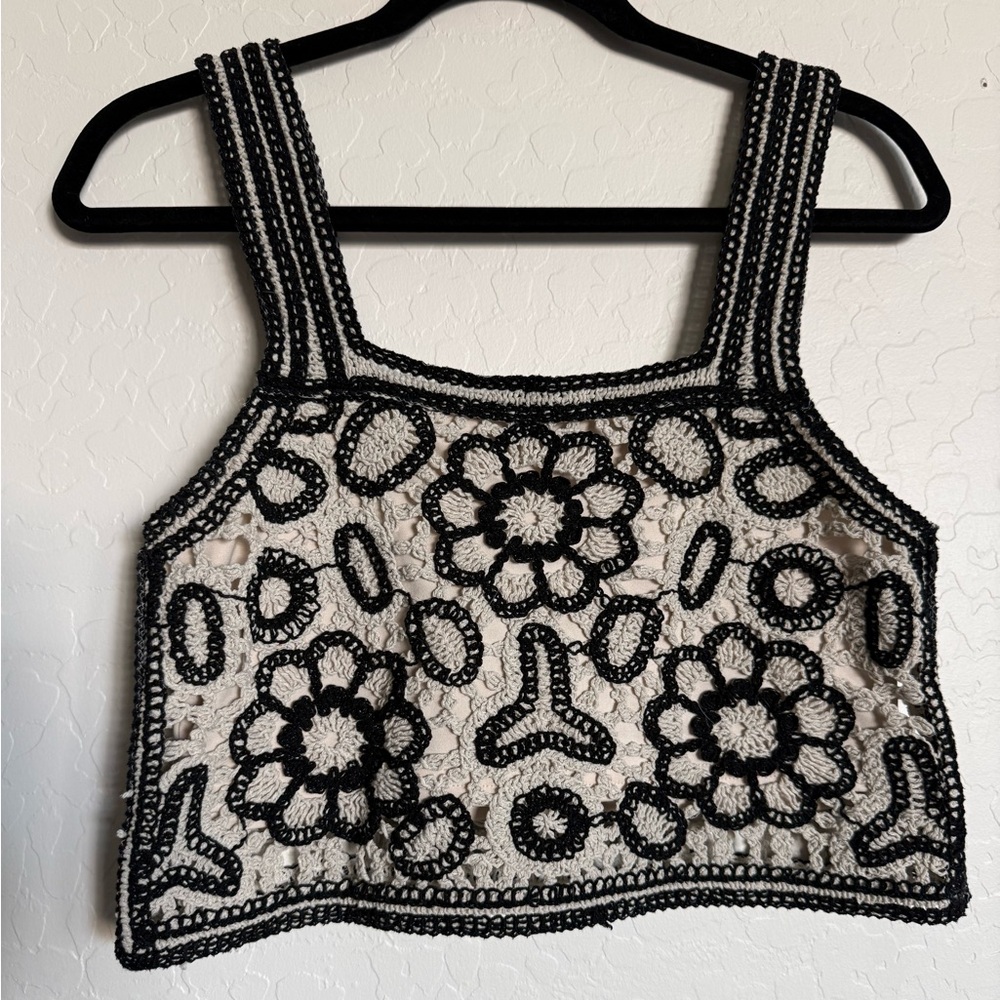REBELLION AGAIN Black and Cream Crochet Crop Top - Small